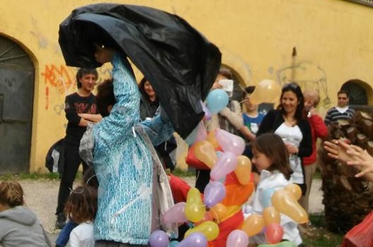 Acqua e tradizioni, sabato e domenica il Quartiere Braschi fa festa: creatività e magia
