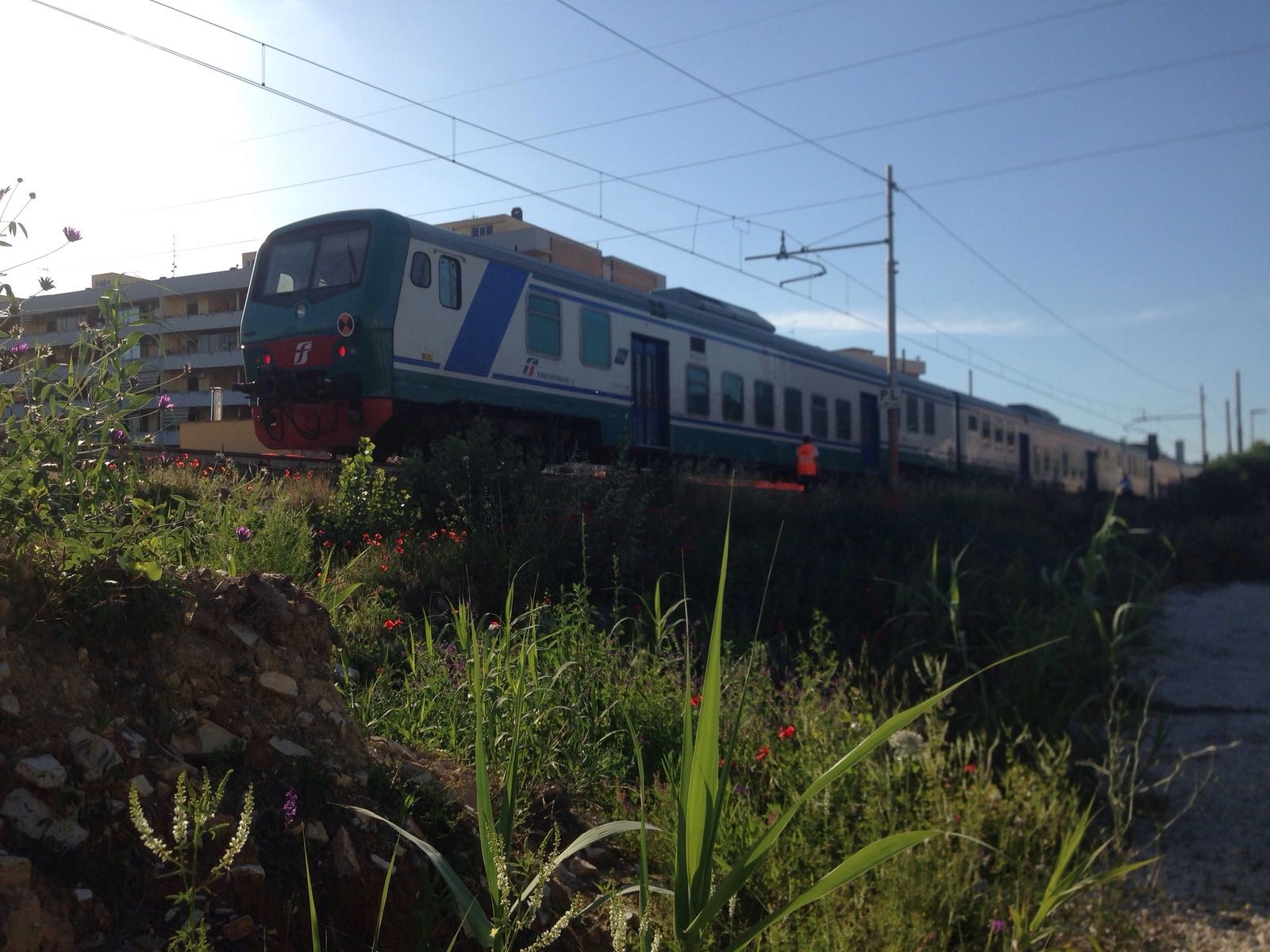 Villalba, 40enne travolto dal treno a pochi metri da casa