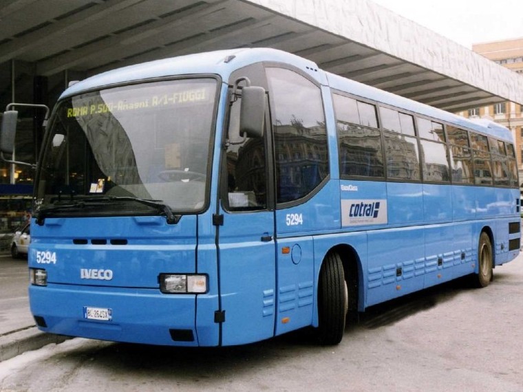 Viabilità Tivoli, bus Cotral guasto fermo in strada: rallentamenti vicino l’ospedale