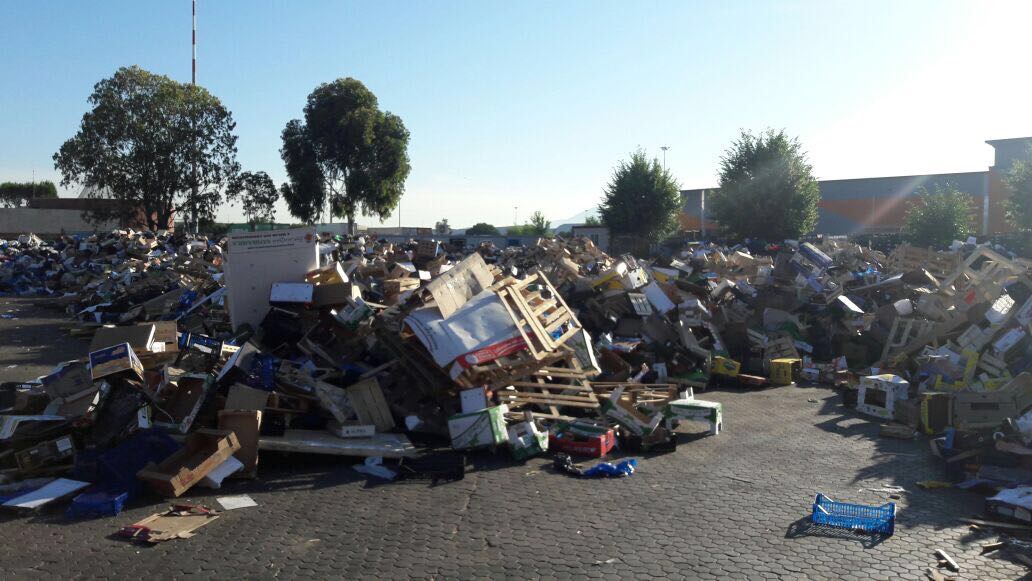 Servizio pulizia rifiuti al Car nel caos, il sindacato: “Quaranta lavoratori restano senza stipendio”