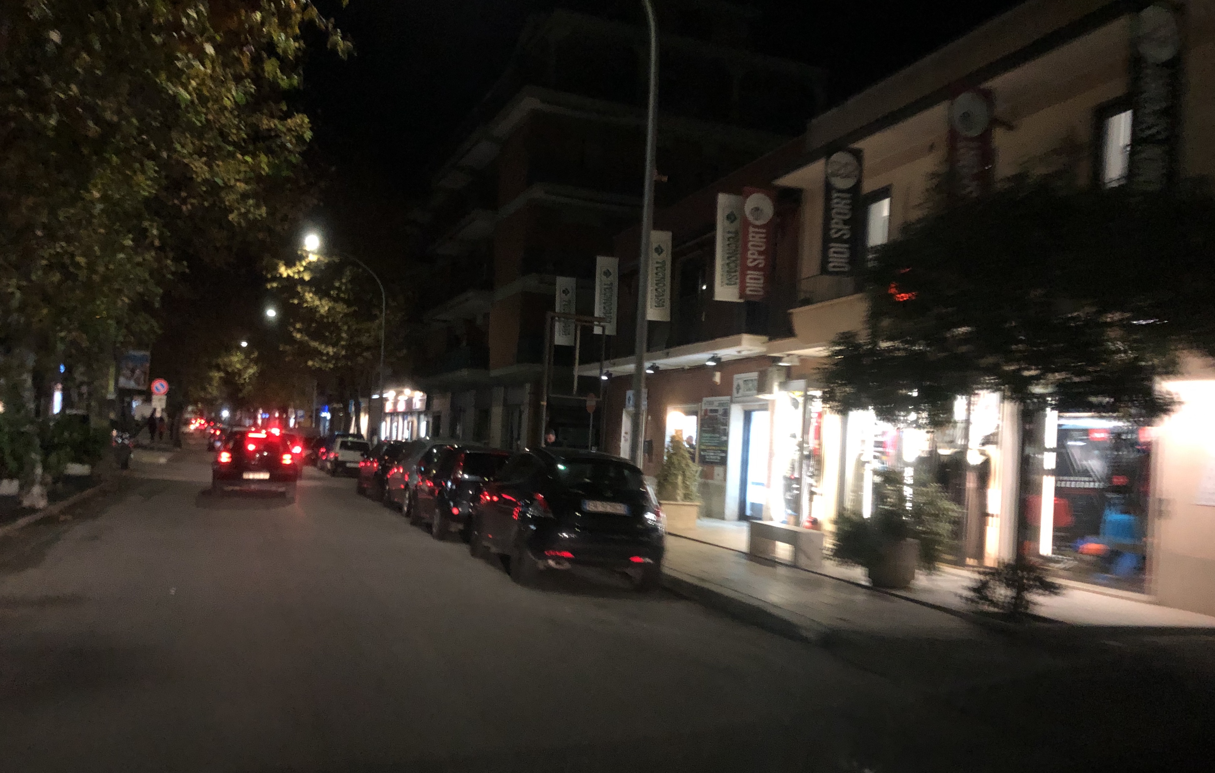 Guidonia, i 5S bloccano il Natale in centro: niente luminarie. I negozianti: “Abbandonati”
