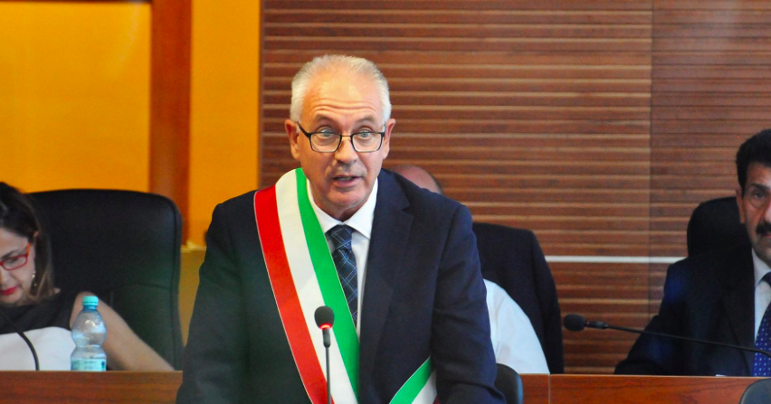 Guidonia, niente raccolta umido. Il sindaco: “Non lasciate i rifiuti in strada”