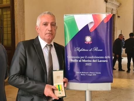 Tivoli, Giovanni Santolamazza è “Maestro del Lavoro”: prestigiosa onorificenza per il caposquadra delle Poste