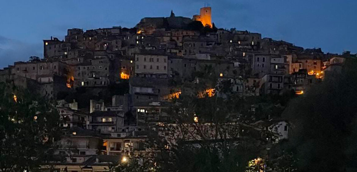 La Rocca di Montecelio torna a essere illuminata